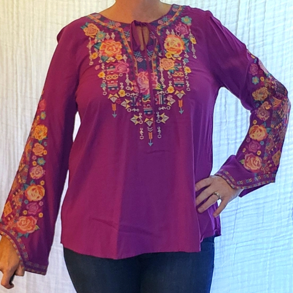 Savanna Jane Embroidered Magenta Blouse  Size Medium